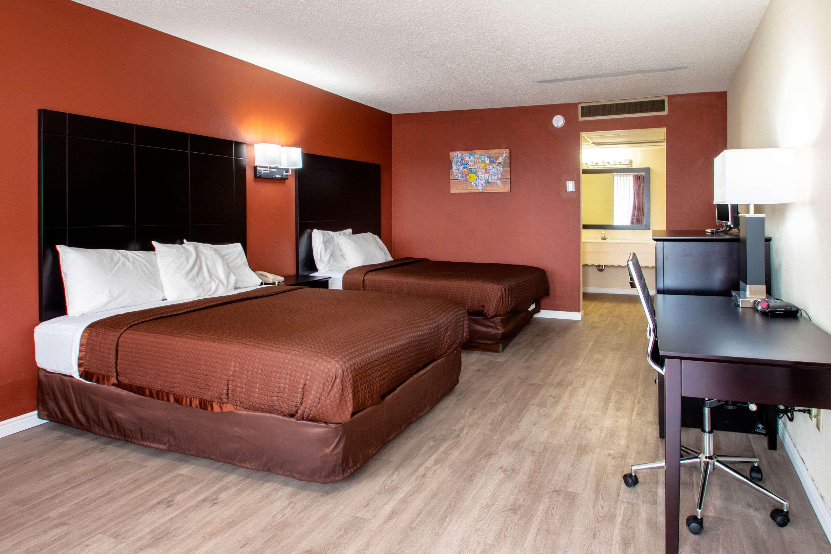 Econo Lodge Elko Downtown Area Exterior foto