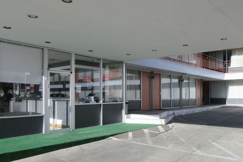 Econo Lodge Elko Downtown Area Exterior foto